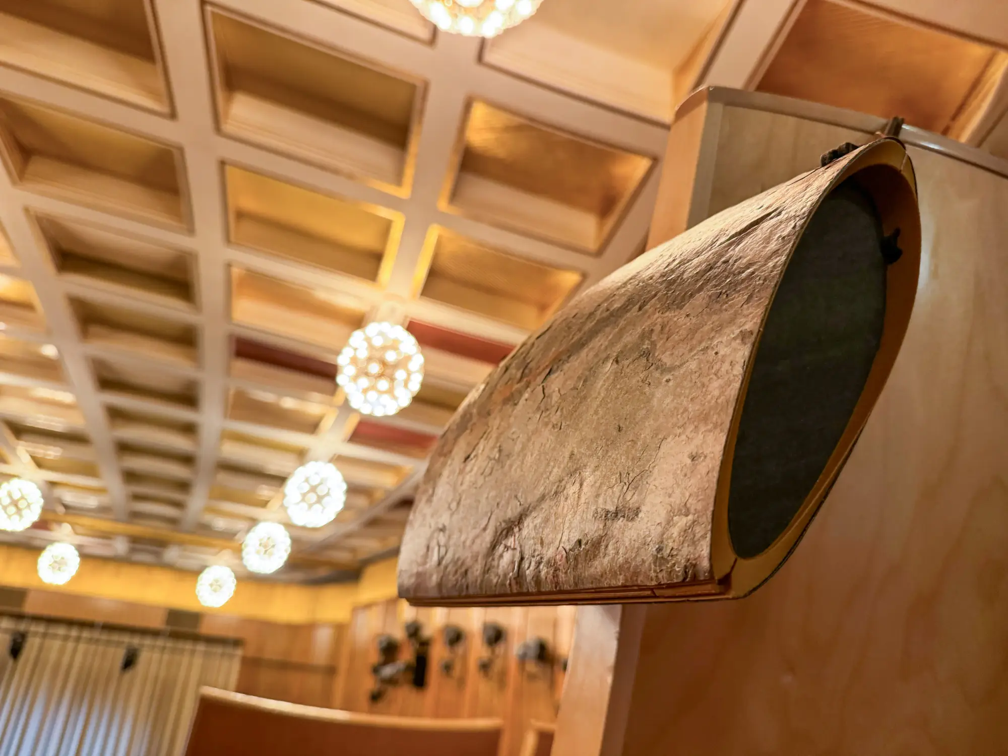 Pyroklast Abendtasche in einem Opernhaus